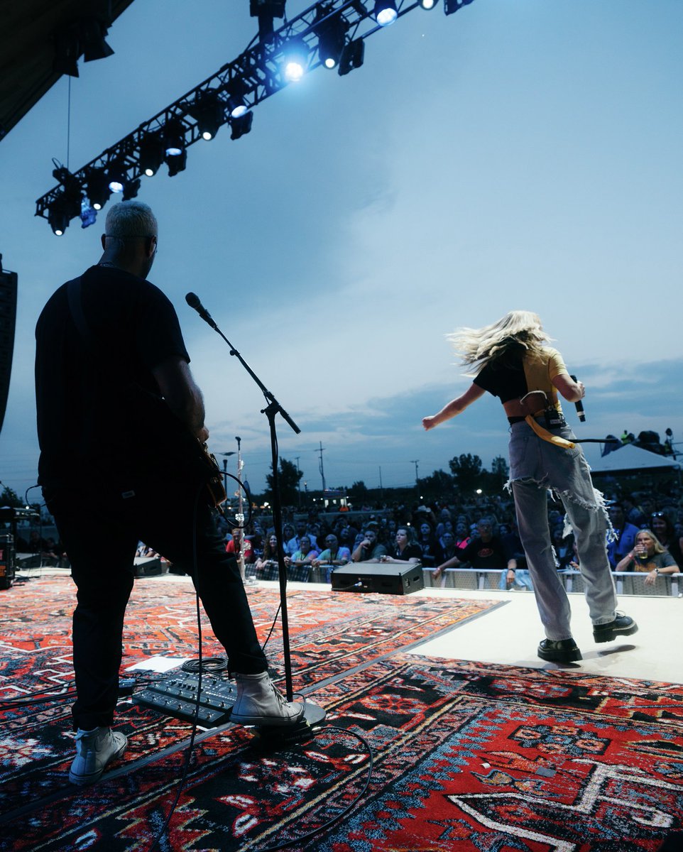 IngridAndress's tweet photo. festival of the lakes. Hammond, IN ✨

📷 Bridget Craig https://t.co/IPqWqxZAgu
