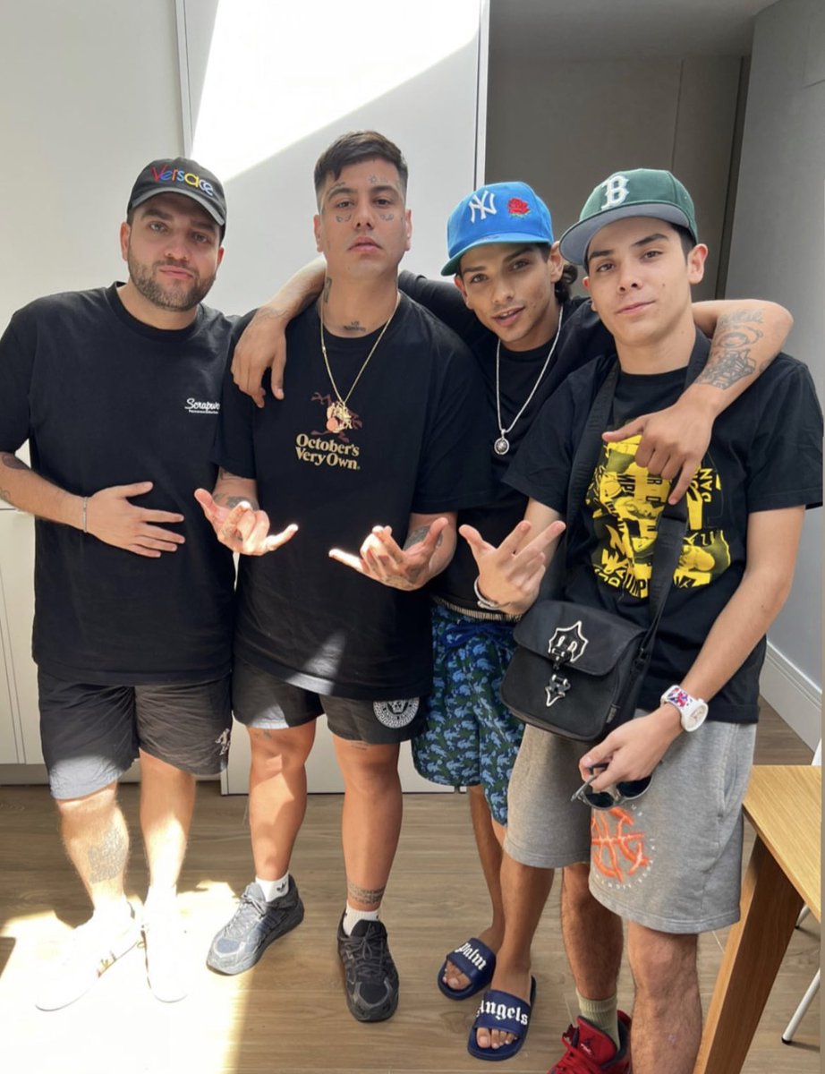 Duko junto con el luchito 😮‍💨