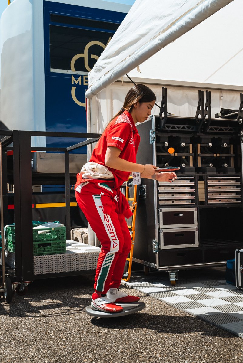 F1 Academy on Twitter "Over a race weekend, work for our drivers