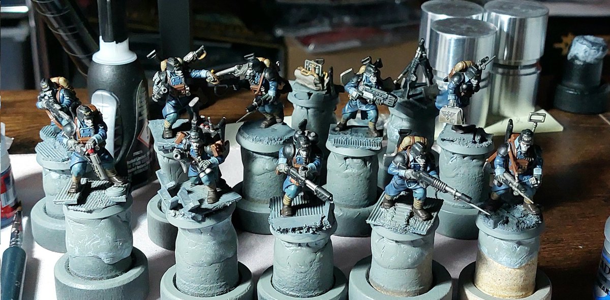 Evans_903's tweet photo. Mission for the weekend to fully finish the Krieg killteam 
Bases and all
#DeathKorpofKrieg #Killteam #Octarius #40k #WarhammerCommunity https://t.co/PobLk88jb2