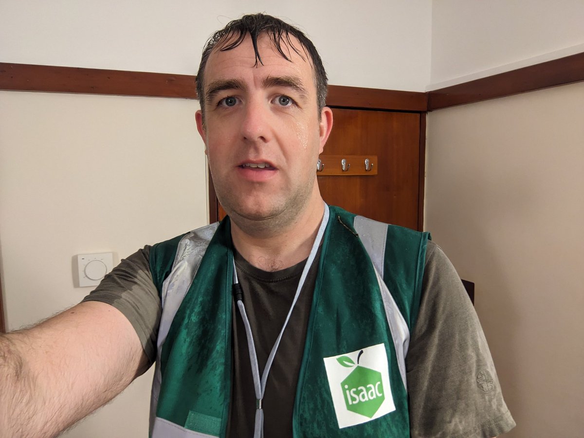 PhysicsKeith's tweet image. Glad I brought a few spare socks. The one time I choose not to bring an umbrella 😂 #ipts23