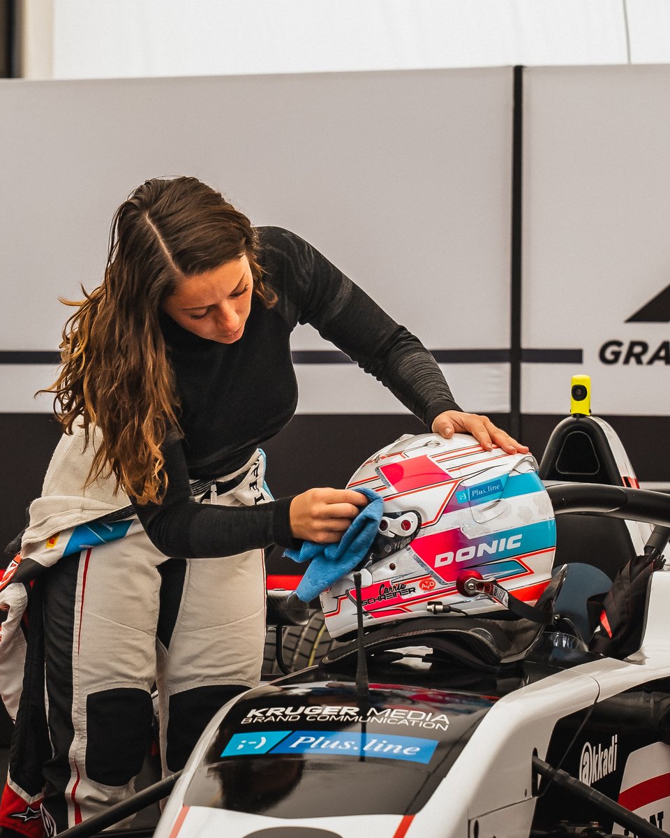 F1 Academy on Twitter "Over a race weekend, work for our drivers