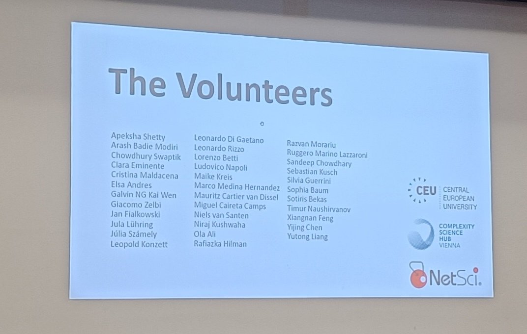 Closing of #netsci2023, a fantastic week in Vienna, with very enriching talks and conversations. Thanks to the organization and speakers and special thanks to the volunteers who have been working so hard to make it all happen. See you soon!