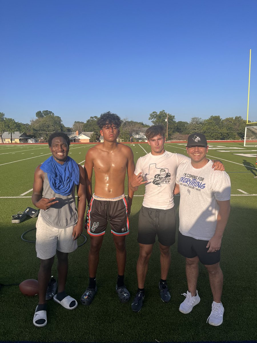 Texas Top Prospects tweet media