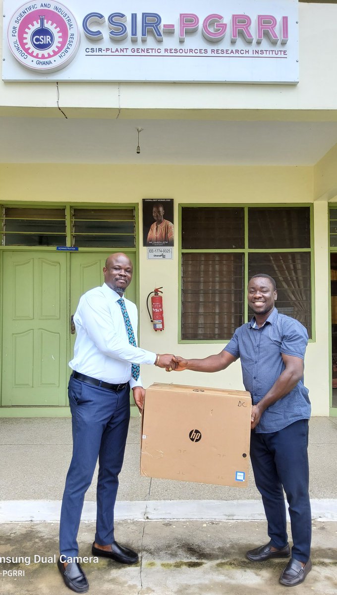 CsirPlant's tweet photo. It's a thowback weekend. 'Little drops of water make the mighty ocean'. Management of the National genebank #CSIRPlant supports staff with some logistics to facilitate work. #CSIRGHANA #CSIRSTEPRI #CSIRCRI #CSIRFRI #CSIRINSTI #CSIRWRI #CSIRIIR #CSIRFORIG #CSIRBRRI #CSIRSARI https://t.co/davGEv0LcG