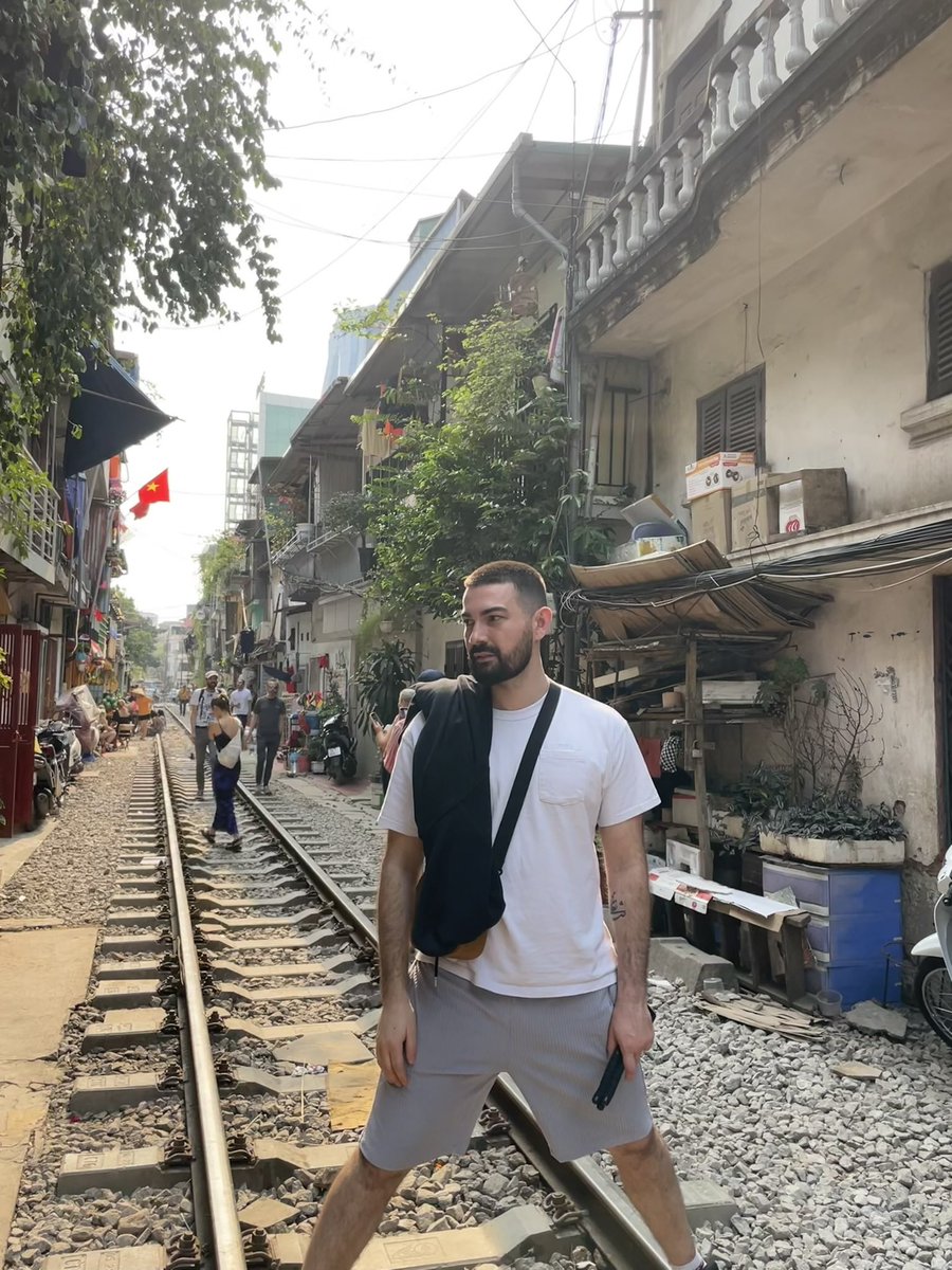 seeingthrusadri's tweet photo. SO I spent 24 HOURS IN HANOI and here’s how it went… U SHOULD VISIT BASICALLY &amp; for longer... https://t.co/ab5NXL3RgG via @YouTube
#vietnam #solottravel #travelvietnam #travelhanoi #hanoi #eggcoffee #visitvietnam #vlog #vlogging https://t.co/ZPucGv2UGl
