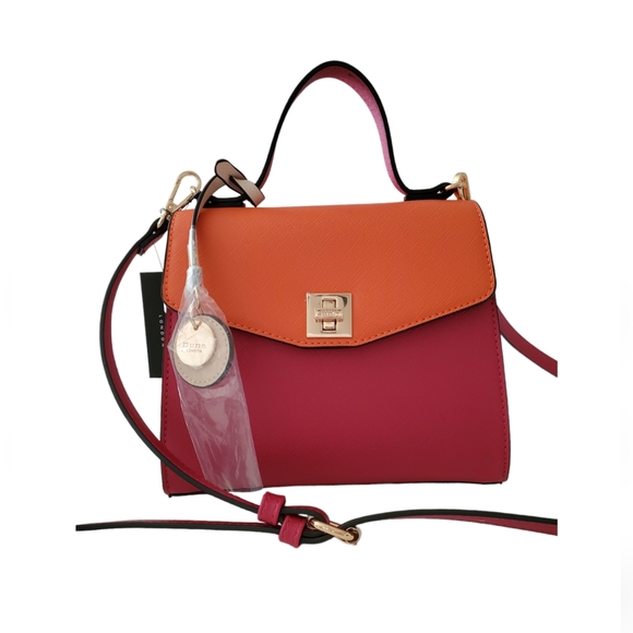 So good I had to share! Check out all the items I'm loving on <a href="/Poshmarkapp/">Poshmark</a> #poshmark #fashion #style #shopmycloset #carven #dunelondon: posh.mk/PNwVGjTOqBb