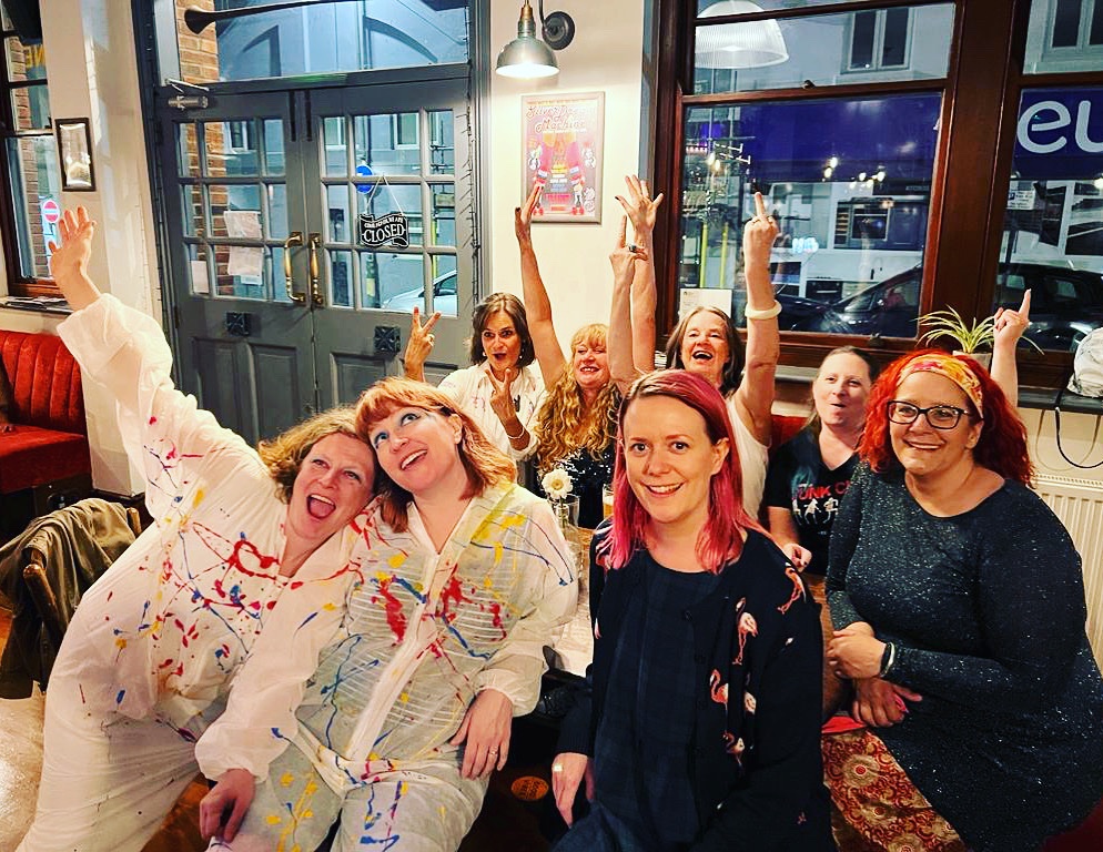 ChezzyWickWah's tweet photo. Such an awesome @loudwomenclub gig last night at @thepipercalls with @Bugeyeband ♥️ 

Big thanks to @hastingspunkchoir for joining us for a couple of songs!

#livemusic #musicians #hastings https://t.co/Z8vsEhF4lF