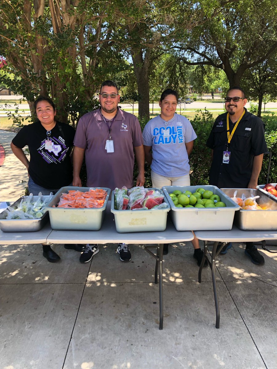 Pleasure having new team members work Summer Nutrition Program ~ Jason (Transportation & Rosario (CN) Thank you all, appreciate your work providing meals to our community children 💜 #SanMarcosCISD #smpubliclibrary #texasdepartmentofagriculture #SanMarcosCISDTransportation