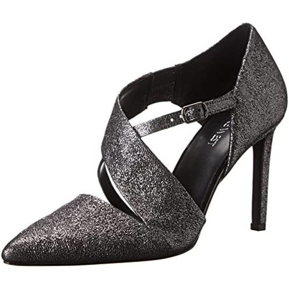 So good I had to share! Check out all the items I'm loving on <a href="/Poshmarkapp/">Poshmark</a> #poshmark #fashion #style #shopmycloset #ninewest: posh.mk/Hl5ijgNOqBb