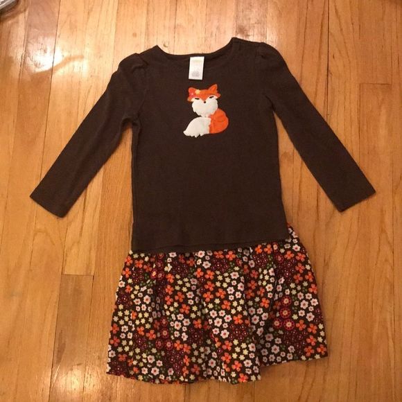 soon2bcourtney's tweet photo. So good I had to share! Check out all the items I'm loving on @Poshmarkapp from @Theresa28488825 #poshmark #fashion #style #shopmycloset #michaelkors #gymboree #fabletics: https://t.co/KJLMOM69Td https://t.co/CEZcRqYTX2