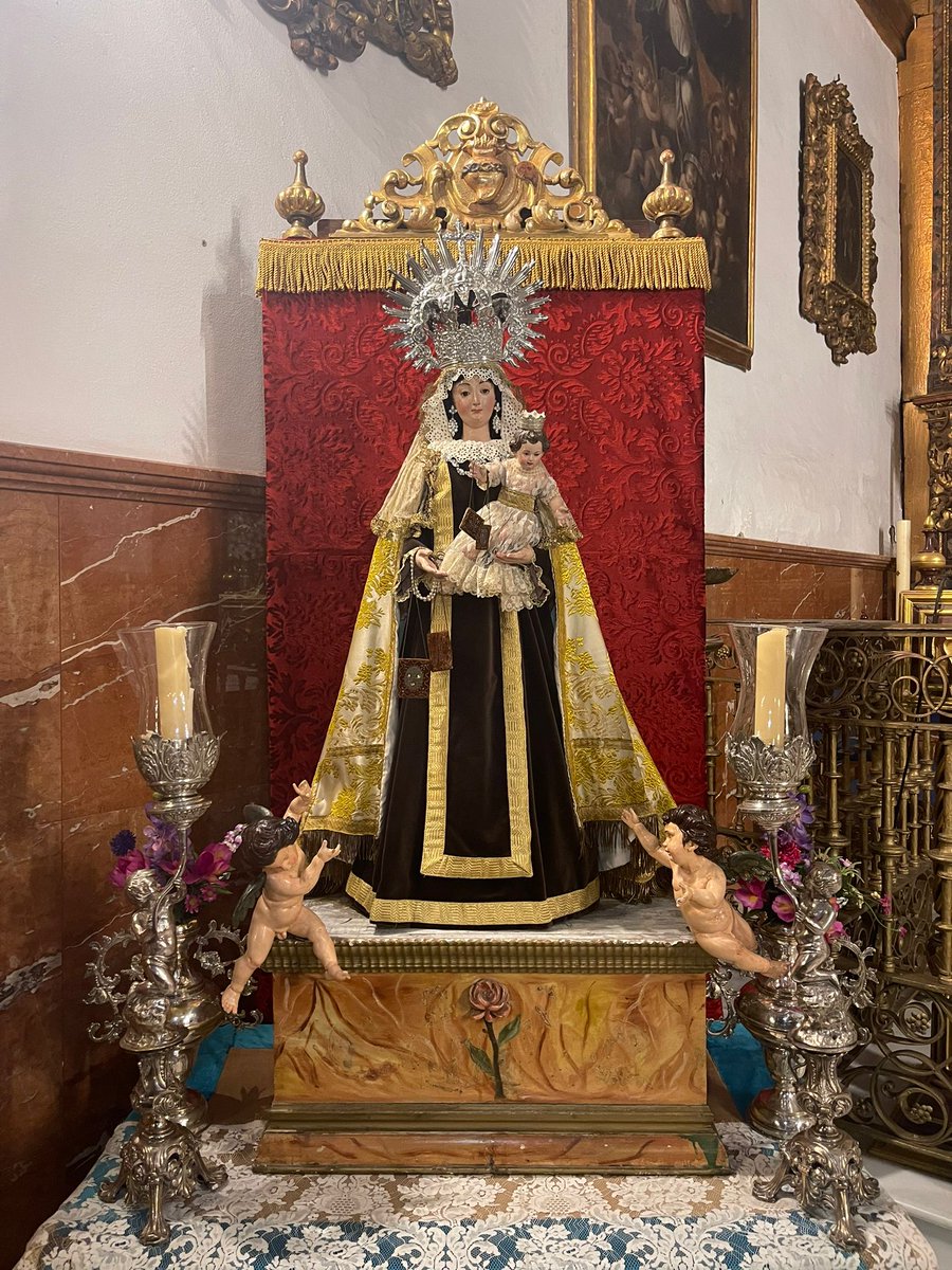 HdadCalleReal's tweet photo. ���Con motivo de la festividad de la Virgen del Carmen, del próximo 16 de julio, se ha dispuesto junto al presbiterio la imagen de la Santísima Virgen, obra del siglo XVIII atribuida a Cristóbal Ramos, para la contemplación de los fieles durante las misas de este fin de semana. https://t.co/fOExceCQ5G