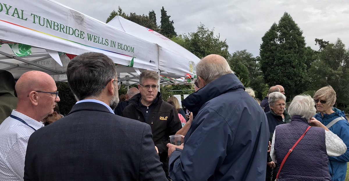 RTW in Bloom tweet media