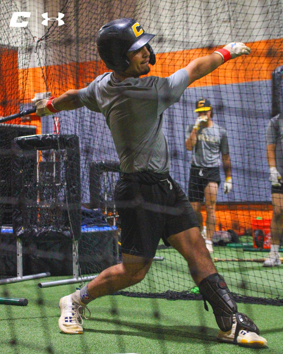 _CMGraphics_'s tweet photo. Pictures from @canes_ny Indoor Practice
-
#TheCanesBB #baseball
#DifferentBrandOfBaseball
#photography #sportsphotography https://t.co/gcOzRTopa6