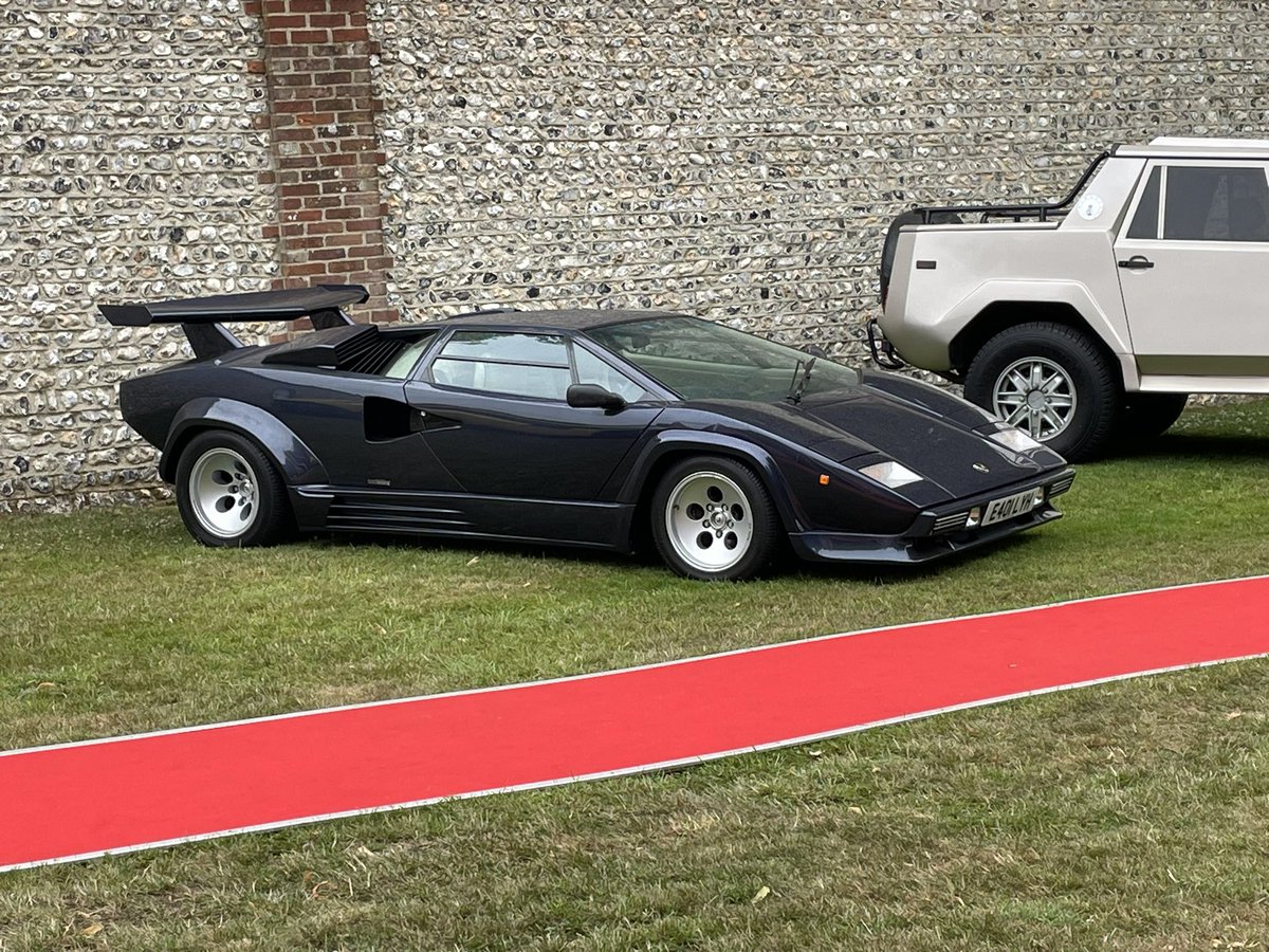 LP6704SVLambo's tweet photo. Goodwood Festival of Speed https://t.co/dt6mwnEAAi
