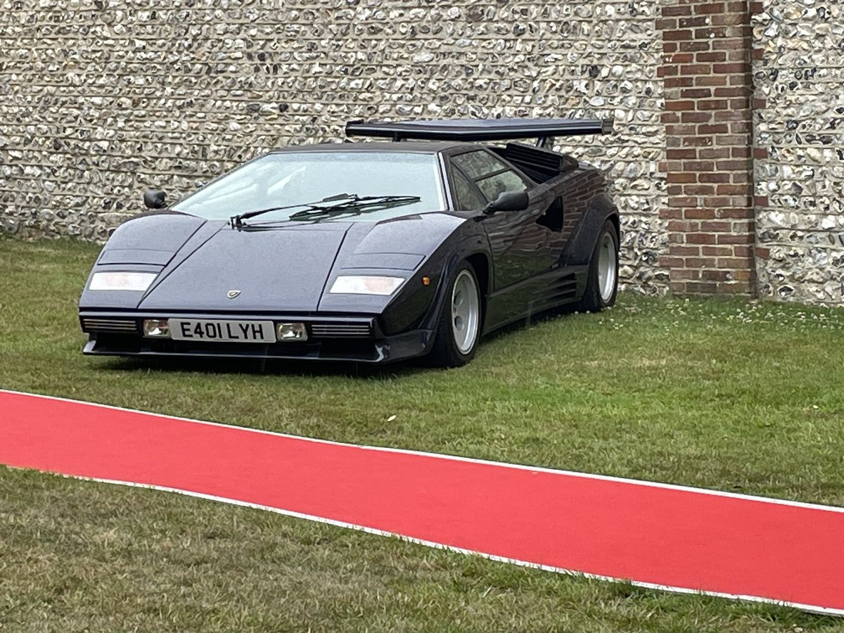 LP6704SVLambo's tweet photo. Goodwood Festival of Speed https://t.co/dt6mwnEAAi