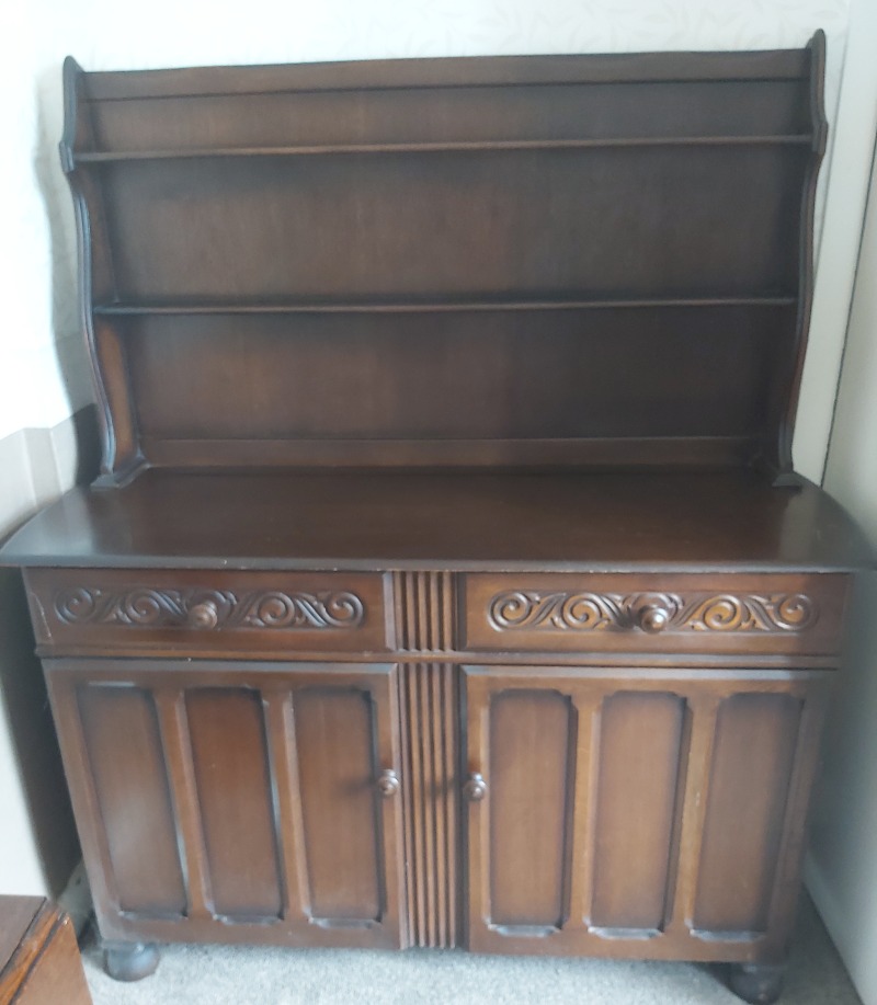 OFFERED: Welsh Dresser  (Lower Place OL16) ilovefreegle.org/message/100835…