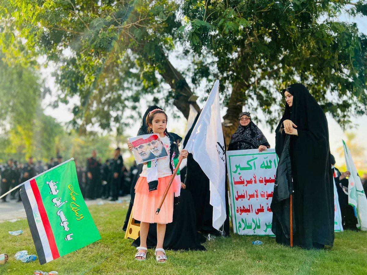 وَقُلِ اعْمَلُوا فَسَيَرَى اللَّهُ عَمَلَكُمْ وَرَسُولُهُ وَالْمُؤْمِنُونَ

#حاصروا_السفارة 
#احرقوا_وكر_الشيطان
#ولا_امريكي_واحد
t.me/haed001979