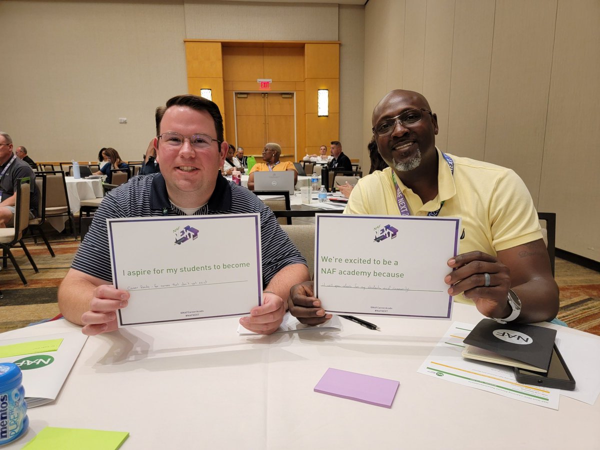 cbshaw22's tweet image. This week I had the opportunity to attend #NAFNext23 in beautiful (and hot) Phoenix, Arizona! @PinsonValley and @SVHSJefcoed Finance Academy teachers are working to make sure their students have the tools to #BeFutureReady! @NAFCareerAcads @JEFCOCareerTech @JEFCOED
