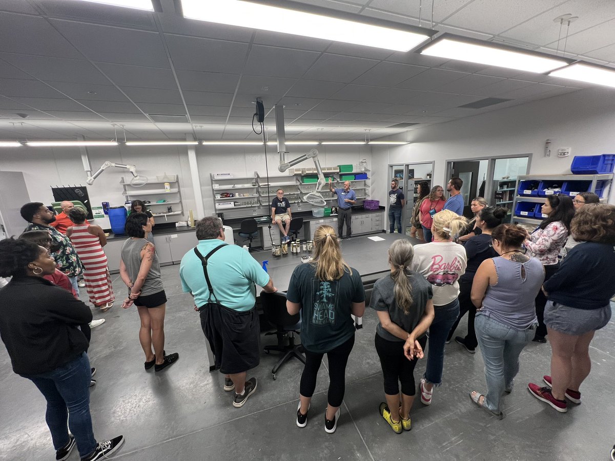 jeremywaisome's tweet photo. It’s the last day of our NSF-funded #SharkAI teacher professional development. We had a great time with 13 new and 4 returning state of Florida teachers from Title 1 middle schools. Thanks to all of the volunteers who made this week possible! https://t.co/4wz2Oad4xX