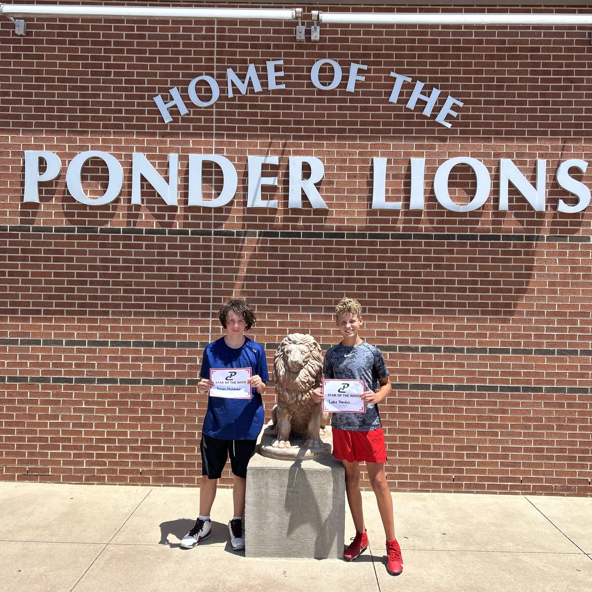 Nearing the finish line, and these <a href="/ponderisdlions/">Ponder ISD</a> ain’t slowing down!🔥

S/O to our ⭐️’s of the Week for making every single rep count!

HI: Tommy &amp; Nolan
Girls: Kinley &amp; Kate
Devo: Kevin &amp; Luke

#FAM1LY