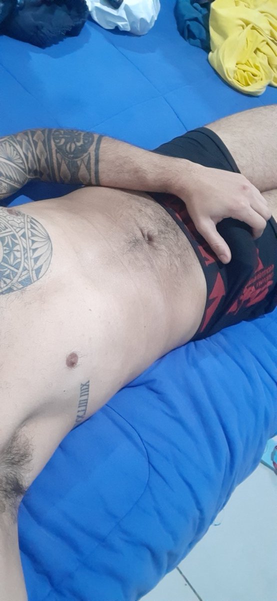 ConteliLeo's tweet photo. Alguém pra fazer companhia nesse dia frio?
https://t.co/ZeEkw4AkpV

#pintoawards #rt #follow #privacy #top #like #onlyfans #loverfans #Only18 #onlyfanspromo #onlyfansmodel #onlyfans_girl https://t.co/lZN6EmEbJr