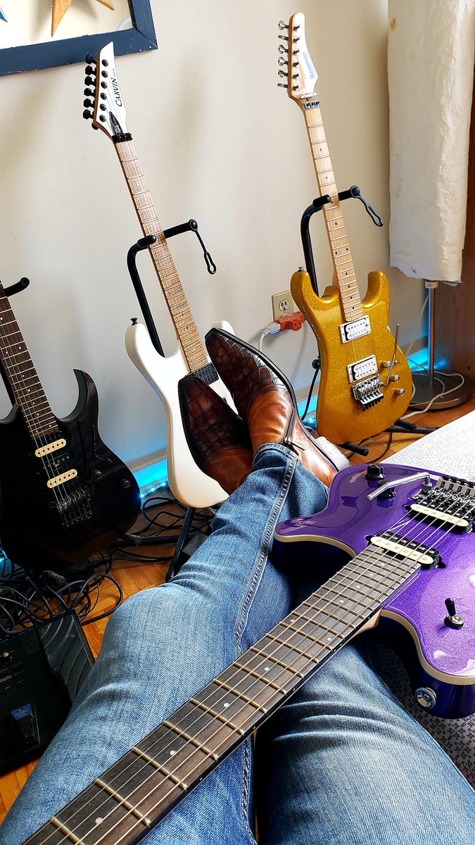 No Boots No Rock N Roll 💜.
#evh #evhwolfgang #evhgear #evhwolfgangspecial #EddieVanHalen #purpleguitar #rockguitarist #superstrat #rockfashion #rockboots #joghost #italianshoes #guitarist #guitarplayer #guitar #guitarcollection #guitarheaven #guitarland #dimarzio #seymourduncan