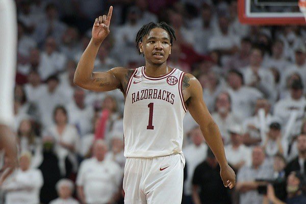 thetournament's tweet photo. 😱TEAM ARKANSAS GETTING BETTER BEFORE THE DEADLINE😱

JD Notae, who averaged 18.3ppg and was First Team All SEC his final year with @RazorbackMBB, will suit up with @TeamArkansasTBT in Wichita!

@jdnotae is ready to rock with the team of former Razorbacks🐗💯 https://t.co/dtsSYwWl2e