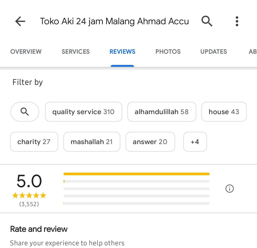 hr15de_black's tweet photo. Baru kali ini lihat di Google Map ada tempat yg ratingnya 5.0 dengan lebih dari 3300 review. Istimewa. 
Ya berdasarkan testimoni kawan, dia telpon jam 2 pagi aja, mereka bisa nganter aki ke rumah konsumen, bebas biaya 😁👍 https://t.co/zQbO2BA96t