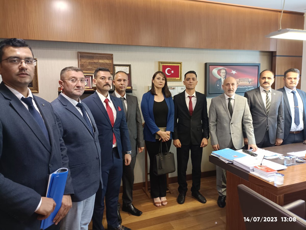 Antalya / Urfa /#İzmir 
CHP MİLLETVEKİLİ 
İÇİŞLERİ KOMİSYONU ÜYESİ
Sayın <a href="/Ali_Oztunc/">Ali Öztunç</a> Vekilime
#EskiUzmanÇavuşlar ve ailelerimiz  adına göstermiş olduğunuz ilgi alakadan dolayı çok teşekkür ederiz. Sizlere minnettarız.
<a href="/izzet_akbulut/">İZZET AKBULUT</a>
<a href="/dr_muratcan/">Dr. Murat ÇAN</a>
 <a href="/AsuKaya80TBMM/">Dr.Asu Kaya</a>
