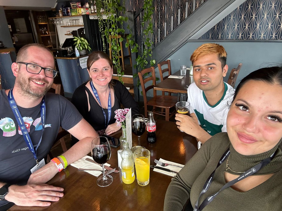 Snap Finger Click 👩‍💻 Party Game Devs 🥳 tweet media