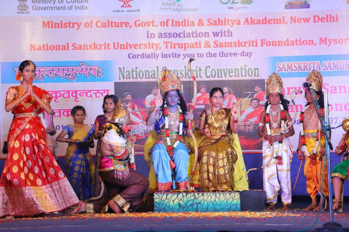 NSUTirupati's tweet photo. Vote of Thanks given by N. Suresh Babu, Deputy Secretary, Sahitya Akademi
@AmritMahotsav @CentralSanskrit @EduMinOfIndia @MinOfCultureGoI @sahityaakademi @slbsnsu @swachhbharat @ugc_india @vishwavidalaya https://t.co/dPZie8cJVN