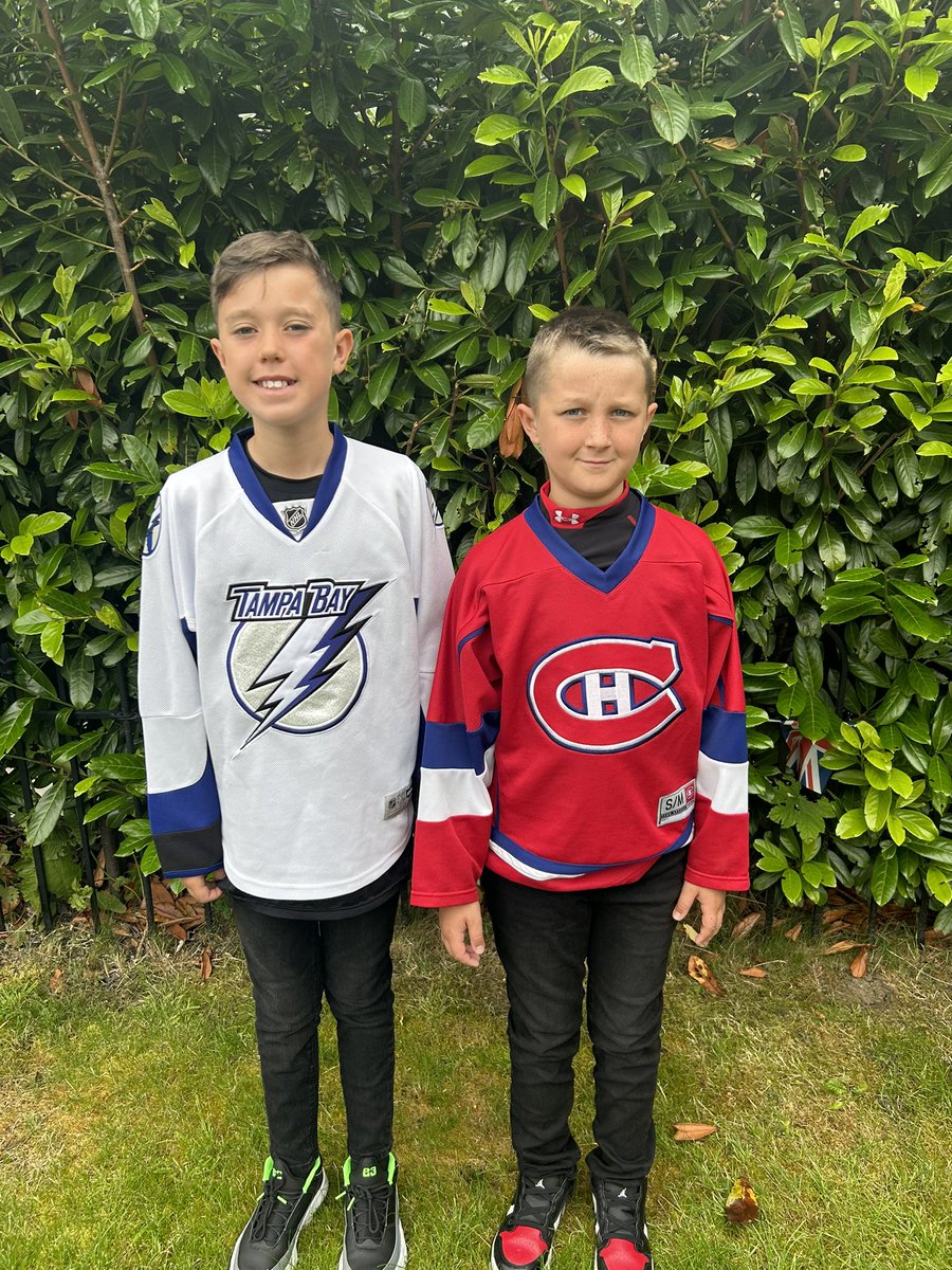 lisag090912's tweet photo. Watch us wreck the Mike! Psyche! Boys dressing up as musical icons for school today! Got to be Pj and Duncan! Let’s get readyyyyy to rumble! @jaychbrfc3 @antanddec 🎵🎤 https://t.co/nJiqup9Mwz