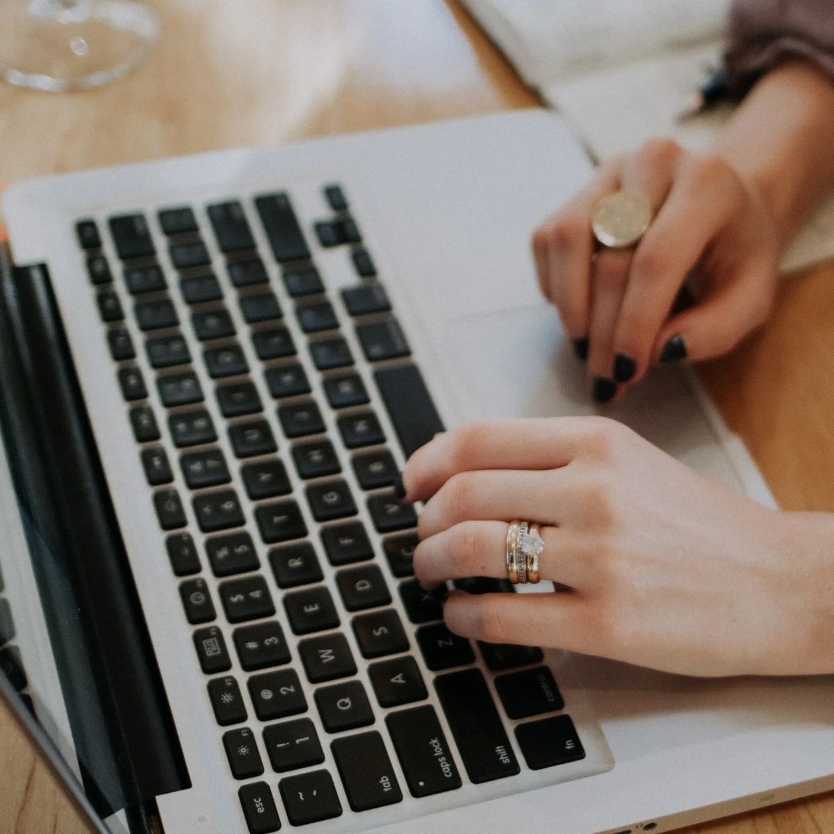 Did you know that we accept crypto as payment for our delicious beef jerky? Taste the perfect combination of traditional American jerky and South African biltong while enjoying the convenience of using cryptocurrency. Order now on our website!