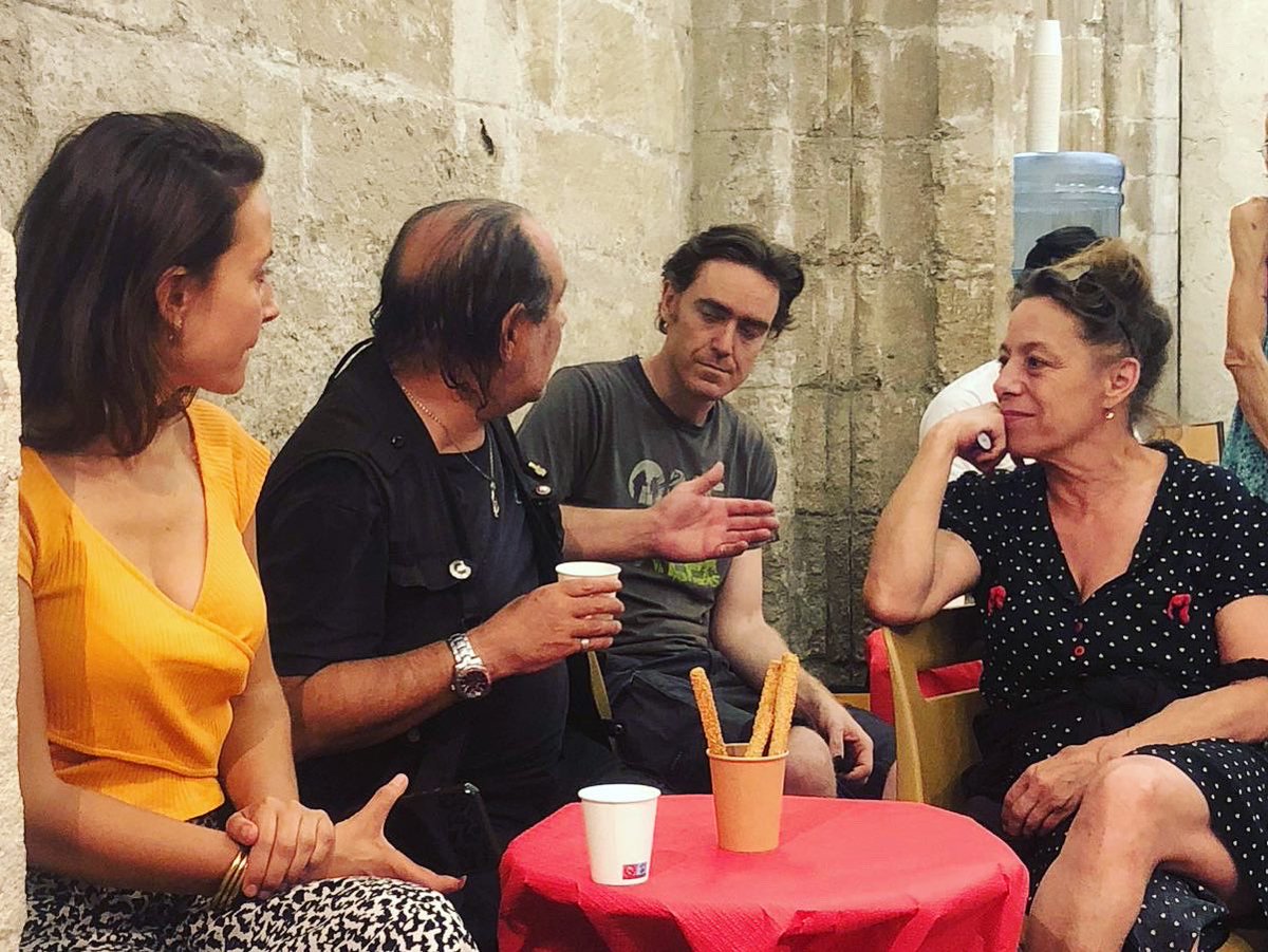 EspaceStMartial's tweet photo. Retour sur… le pot des compagnies! Moment d’échange et de convivialité. 🌻

#festivaloffavignon #off23 @festOffAvignon #theatre #theatrecontemporain #avignon https://t.co/GqYh5uHxjG
