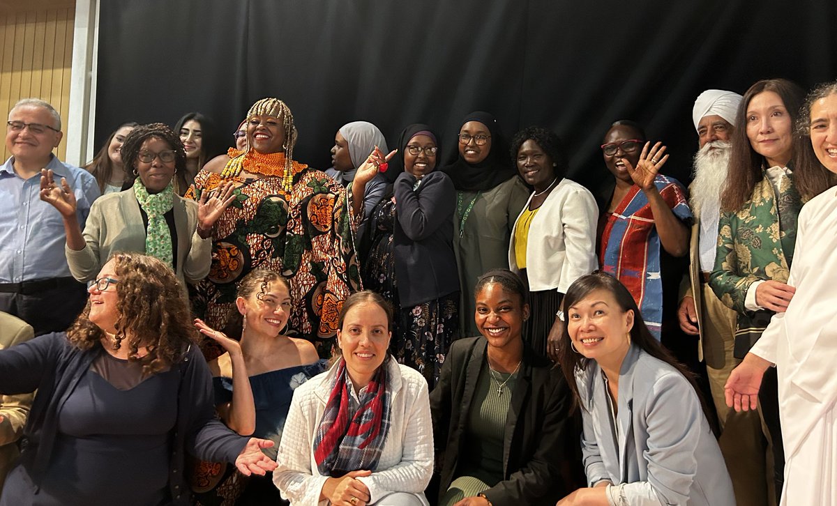 Thanx @shant_bliss for the smiles you captured
@UNESCO intergenerational dialogue for cultural wisdom & place-based knowledg, resilience, healing & well-being ... @IofCIntl @iofc_uk @CreatorsOfPeace @BrahmaKumarisUK @DialogueSociety @lindatinio @DianneRegisford @NishkamCentre