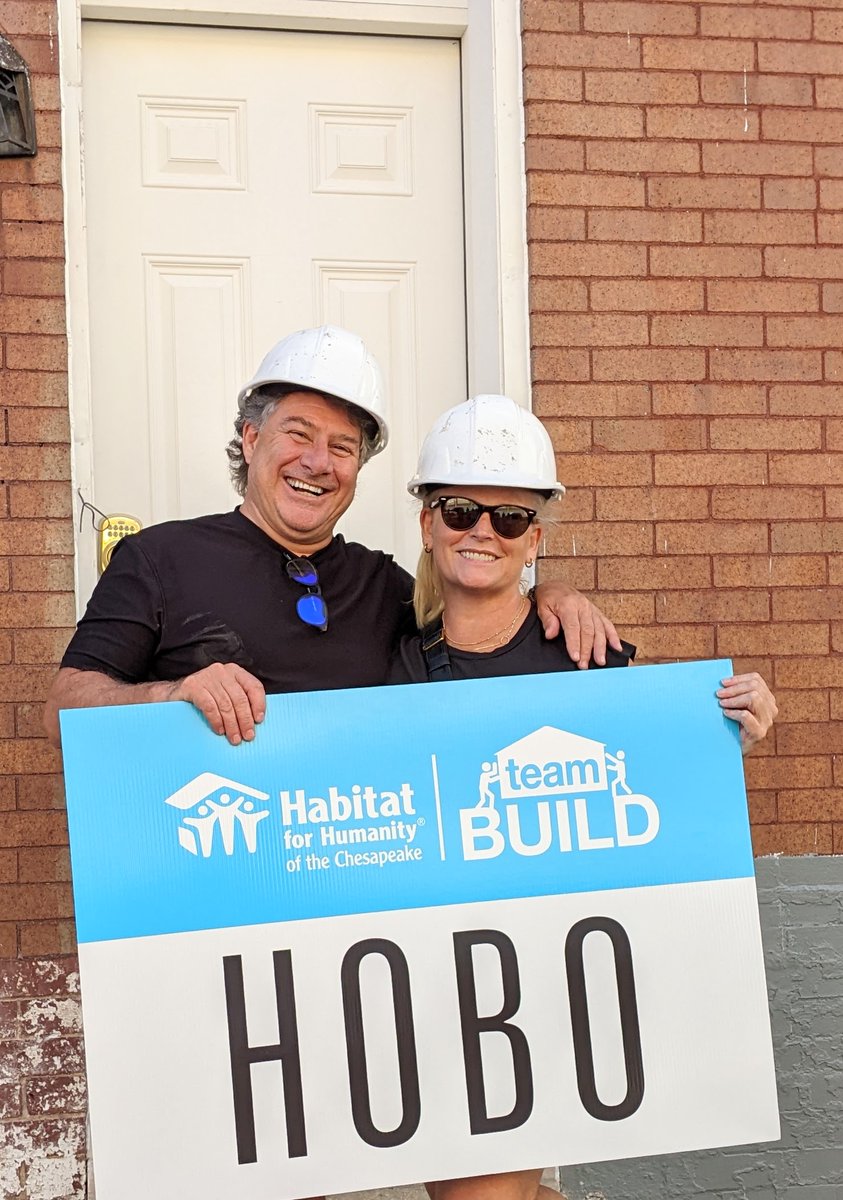 HabitatChes's tweet photo. Thanks so much to the incredible team from #HOBO who joined us onsite in East Baltimore today! This energetic group of #volunteers tackled painting walls, trim & doors in two homes on Rose Street and Eager Street. Thanks for joining us!
#HOBObags #ServiceDay #HabitatForHumanity https://t.co/0fAfyc8Dpv