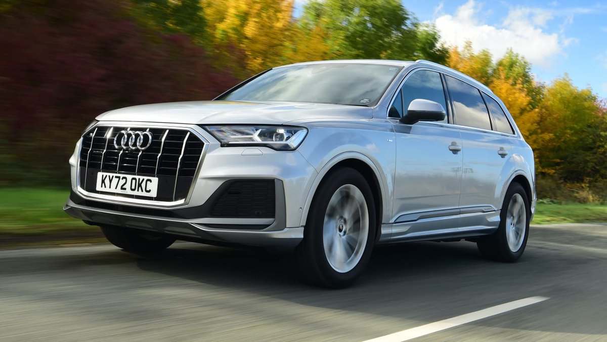 AutoExpress's tweet photo. The best large SUVs on sale right now:

10. Volvo XC90
9. Audi Q7
8. Peugeot 5008

See the rest: https://t.co/2fNNlH0yMI https://t.co/WqOoGU9T7U