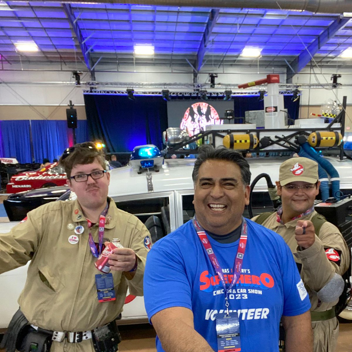 FirstmarkCU's tweet photo. Did you see any familiar faces at @Superhero_CC? ๐ค Our Firstmark superheroes had the pleasure of volunteering at this yearโs event. ๐ฆธโโ๏ธ๐ฆธ๐ฆธโโ๏ธ We had a blast assisting the event staff and comic con attendees! ๐ฅ #Volunteer #VolunteerWork #FirstmarkCares #FirstmarkCU https://t.co/V2rr97f1Zq