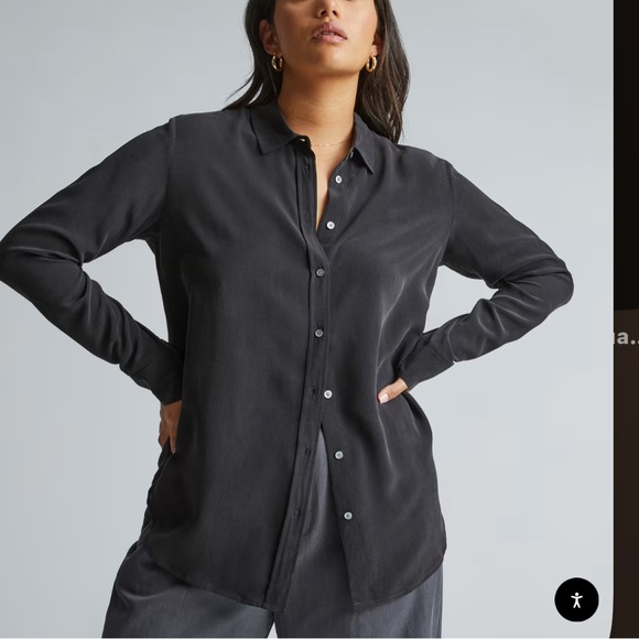 candispraul's tweet photo. So good I had to share! Check out all the items I'm loving on @Poshmarkapp #poshmark #fashion #style #shopmycloset #maurices #everlane #jmcollection: https://t.co/iXdLYGSvyb https://t.co/FG05DJOGnl