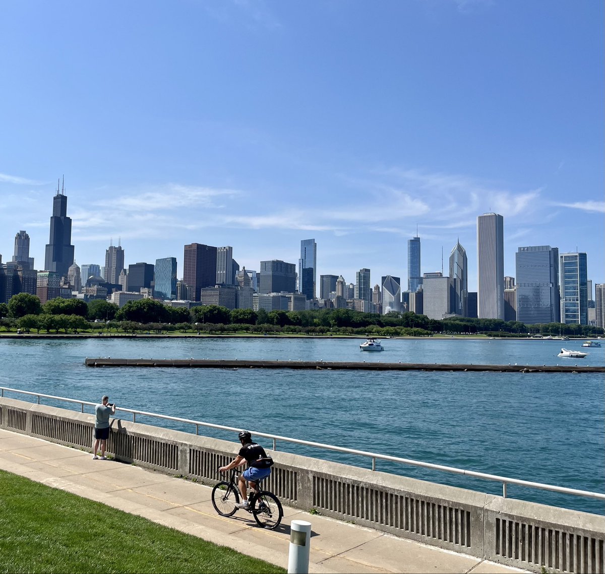 Happy Friday, Chicago. Whatever you’re drinking tonight you earned it 💙
