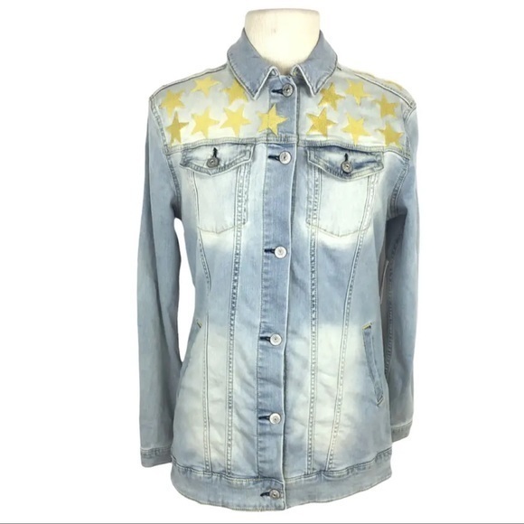 So good I had to share! Check out all the items I'm loving on <a href="/Poshmarkapp/">Poshmark</a> #poshmark #fashion #style #shopmycloset #urbanoutfitters #lularoe: posh.mk/jlJvIfGerBb
