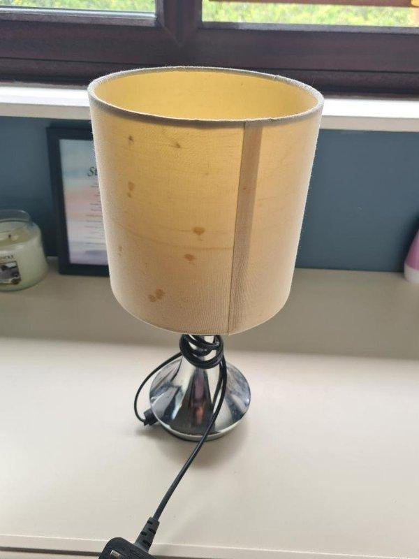 OFFER: Touch lamp (MK15 downhead park) ilovefreegle.org/message/100841…