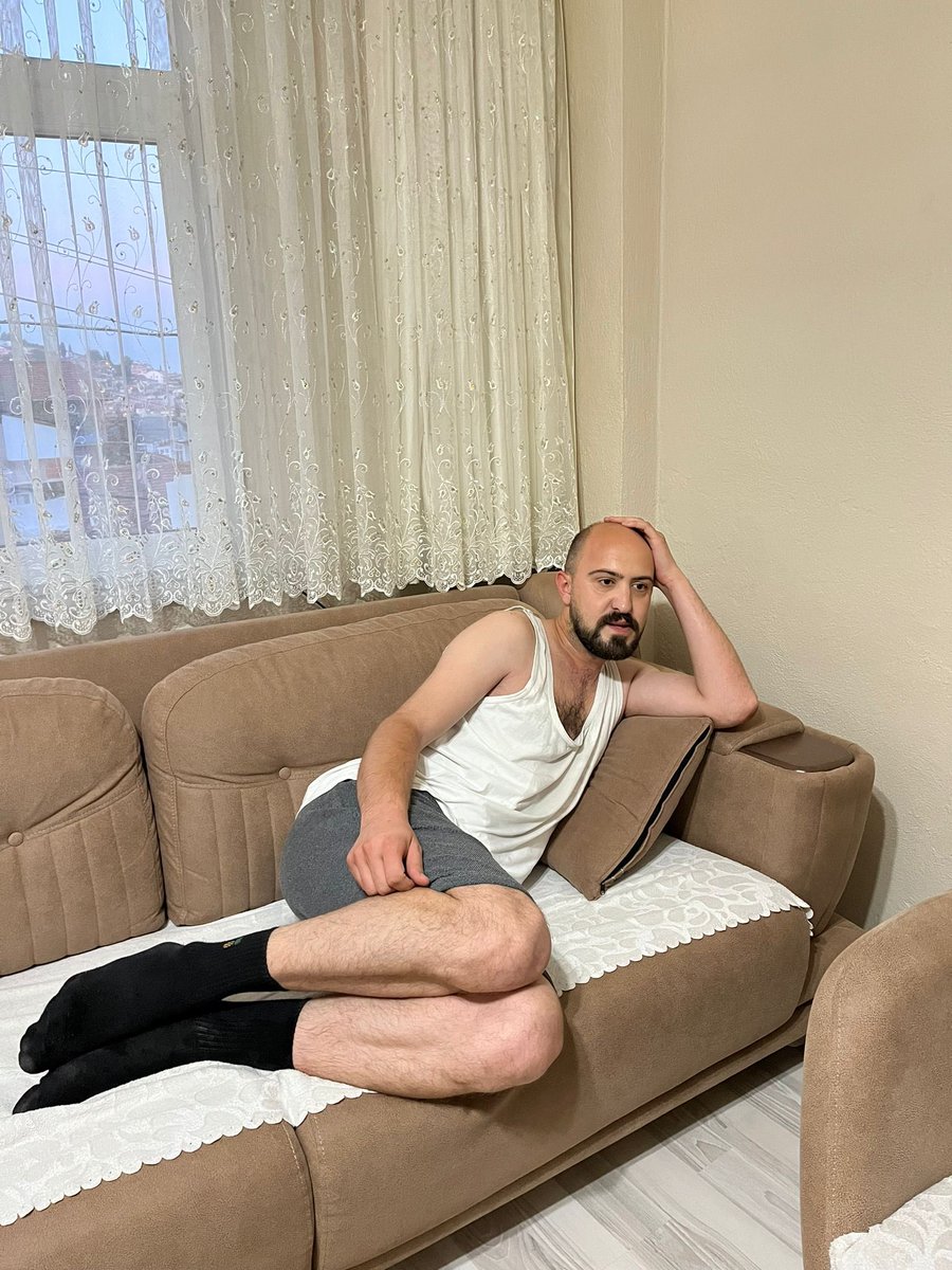 oguzhanalpdoan's tweet photo. Önüme meyve soyup getirebilirdin https://t.co/hMqsucFkbZ