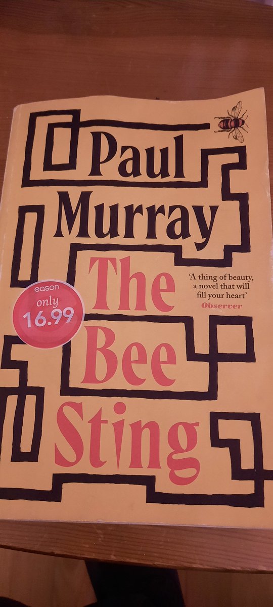 SeanOMarachain's tweet image. Just finished reading this masterpiece, absolutely brilliant book. #TheBeeSting #PaulMurray