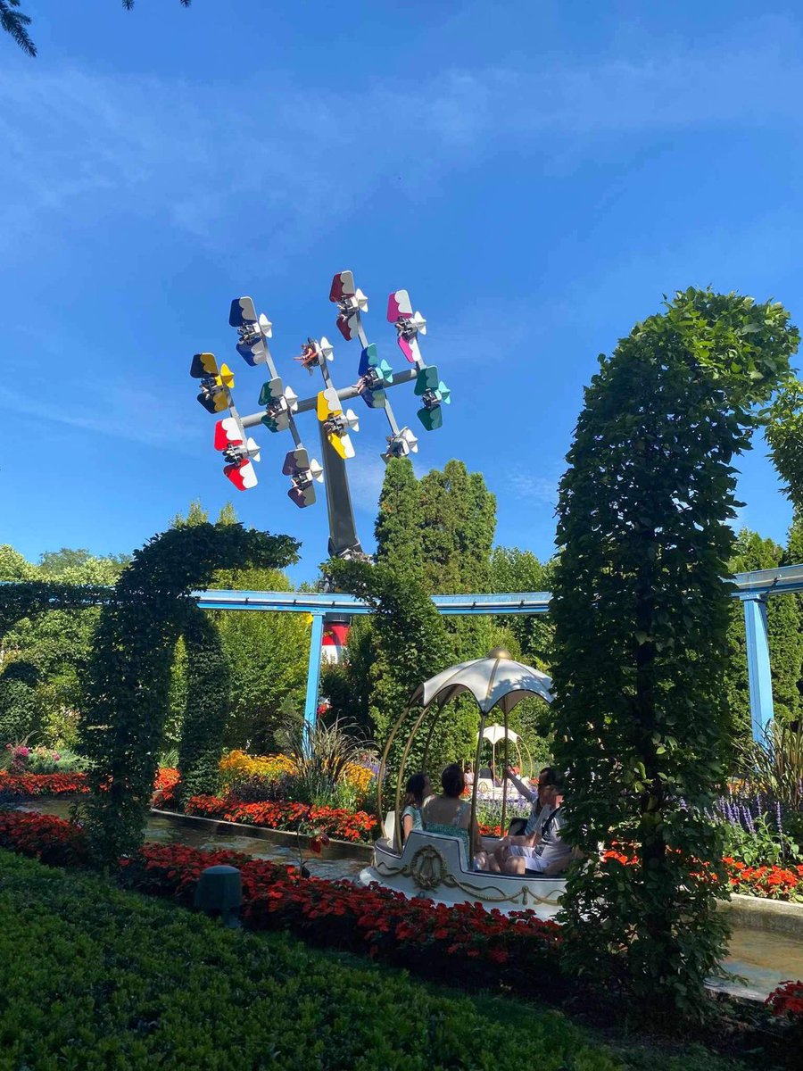 Dernière Journée de vacances apprenantes : Nigloland 
Une dernière sortie qui clôture une très belle semaine sportive avec des élèves motivés. L'ensemble des enseignant sont félicitent l'engagement, la ponctualité et la persévérance des élèves inscrits sur cette session.