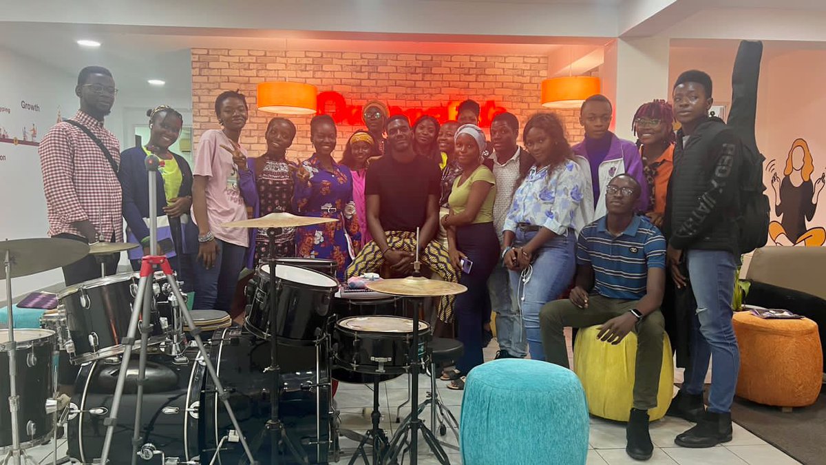 ninewords9's tweet photo. The 5 days training program for upcoming musicians put together by Orange Digital Center in partnership with Musicians Motivational Nest MMN Boot Camp has just come to completion today.

And it is worth the 5 𝗗𝗔𝗬𝗦
𝗖𝗼𝗻𝗴𝗿𝗮𝘁𝘂𝗹𝗮𝘁𝗶𝗼𝗻𝘀 https://t.co/YxeXUcoqSF