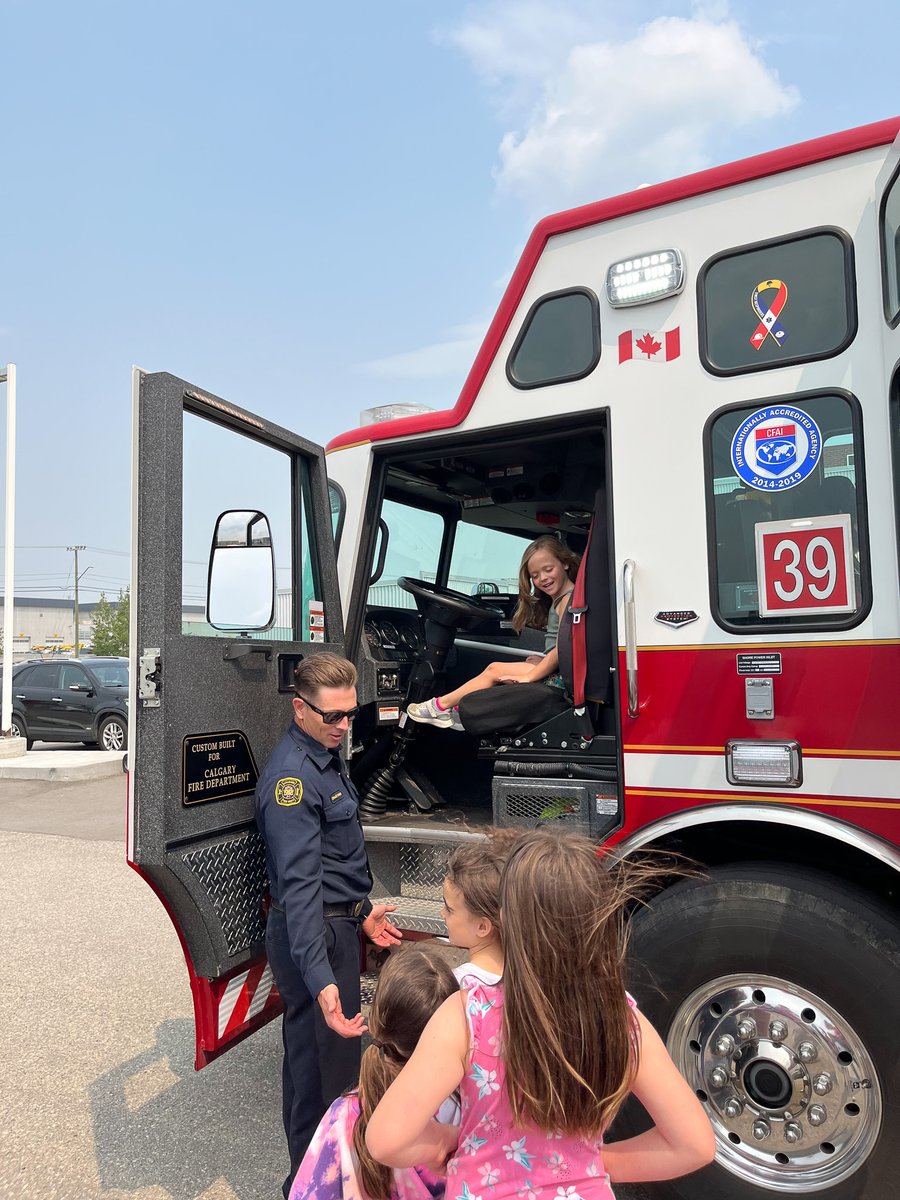 CalgaryHumane's tweet photo. Look who came to visit our summer camp today! 🚒 THANK YOU Calgary Fire Department for everything you do for our city and thank you for dropping by to visit us! 🐾 #CalgaryFireDepartment #communityheroes #summercamp #firefighters #firetruck #thankyou #YYC #Calgary #Alberta https://t.co/g2A2u13D9R