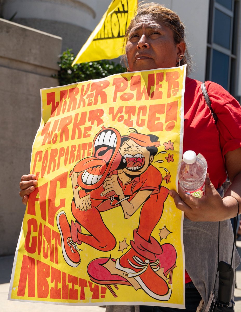 Strike Wave in LA and @KnockDotLA’s @hasrra18 has a write-up about all the worker actions taking place during this hot labor summer. (Including some photos by me) #SiSePuede #strikewave #HotLaborSummer