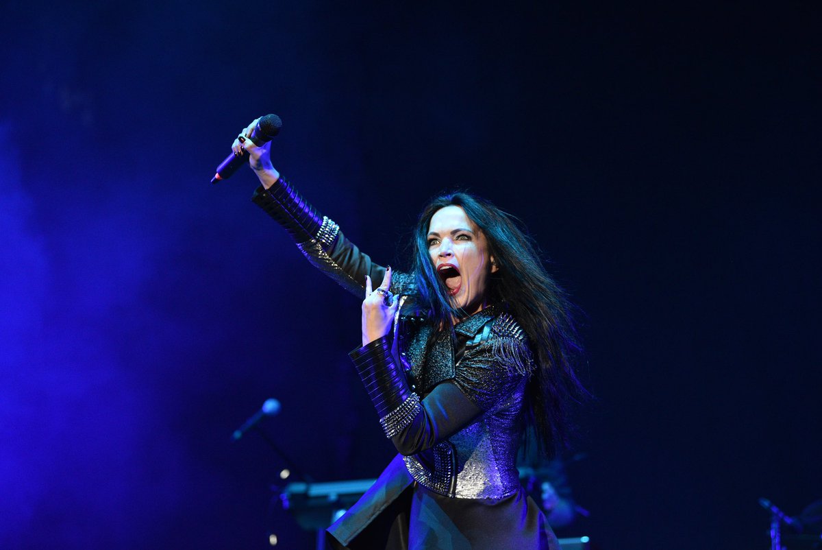 Ottas07's tweet image. Within Temtaption a Tarja. 
#mastersofrock